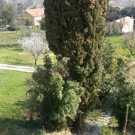 Agriturismo Bosco Fiorito Farm stay *